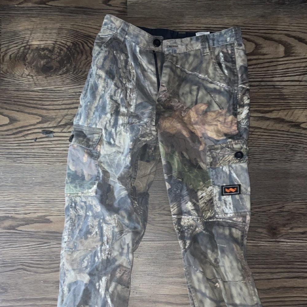I am selling camo pants